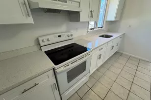 1 Reynolds Ave, Stamford, CT 06905 - Photo 2