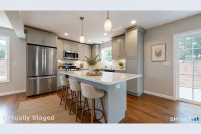 318 Capen Street, Windsor, CT 06095 - Photo 2