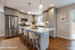 318 Capen St, Windsor, CT 06095 - Photo 2