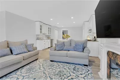 707 Hanover Road, Meriden, CT 06451 - Photo 28