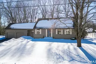 104 Driftwood Rd, Bristol, CT 06010 - Photo 2
