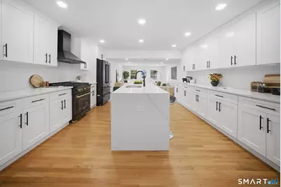 90 Lu Manor Drive, Fairfield, CT 06825 - Photo 2