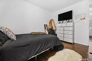 95 Alexander Ave, Bridgeport, CT 06606 - Photo 18