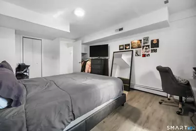 95 Alexander Avenue, Bridgeport, CT 06606 - Photo 24