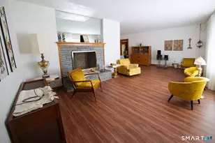 30 Day Spring Ave, Hamden, CT 06518 - Photo 2