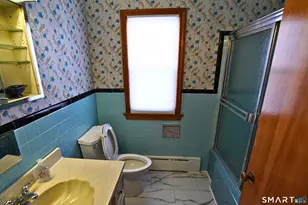 30 Day Spring Ave, Hamden, CT 06518 - Photo 16