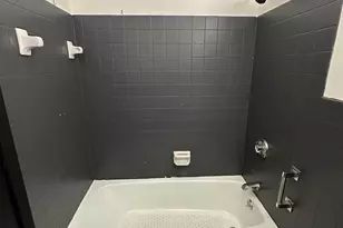 1660 E Main St, Waterbury, CT 06705 - Photo 16