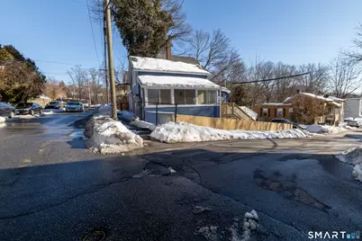 231 Broad Street, Norwich, CT 06360 - Photo 1