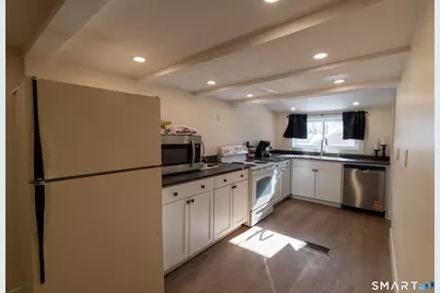 231 Broad Street, Norwich, CT 06360 - Photo 4