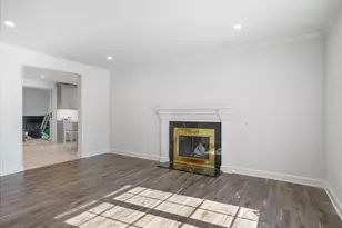 24 King St, Stamford, CT 06902 - Photo 2