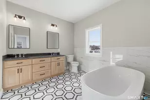 42 Holcomb St, Simsbury, CT 06070 - Photo 24