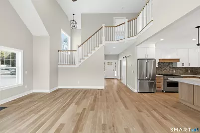 42 Holcomb Street, Simsbury, CT 06070 - Photo 6