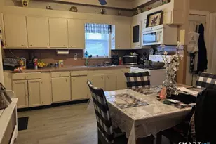 274 Park St, Bridgeport, CT 06608 - Photo 8