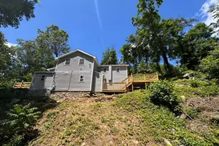 22 Hemlock Trail, Newtown, CT 06482 - Photo 8