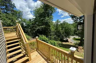 22 Hemlock Trail, Newtown, CT 06482 - Photo 8