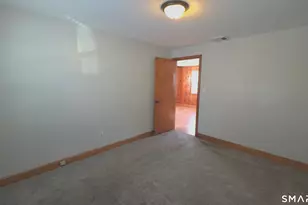 32 Post St, Waterbury, CT 06706 - Photo 20