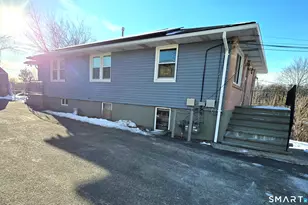 32 Post St, Waterbury, CT 06706 - Photo 2