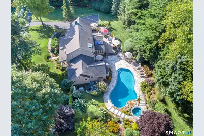 6 Sycamore Lane, Ridgefield, CT 06877 - Photo 2