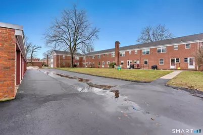 52 Arnold Way #52, West Hartford, CT 06119 - Photo 22