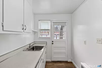 52 Arnold Way #52, West Hartford, CT 06119 - Photo 12