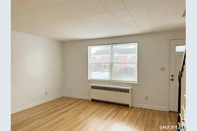 52 Arnold Way #52, West Hartford, CT 06119 - Photo 4