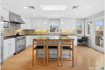 11 Patton Drive, Darien, CT 06820 - Photo 8