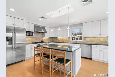 11 Patton Drive, Darien, CT 06820 - Photo 10