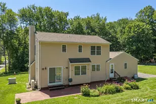 1541 N Rd, Groton, CT 06340 - Photo 4
