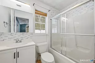 1541 N Rd, Groton, CT 06340 - Photo 30