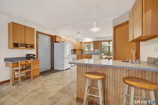 24 Tower Hill Rd, Clinton, CT 06413 - Photo 12