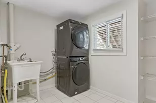 328 Hamilton Ave, Greenwich, CT 06830 - Photo 16