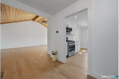 488 Commanche Lane, Stratford, CT 06614 - Photo 2