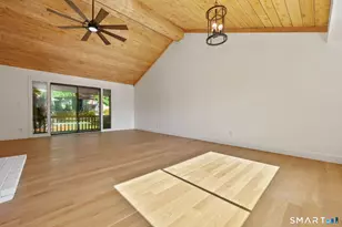 488 Commanche Ln, Stratford, CT 06614 - Photo 2