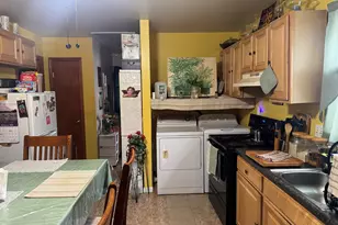 403 Indian Ave, Bridgeport, CT 06606 - Photo 4