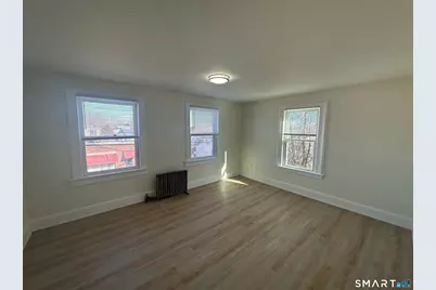 30 Jefferson Avenue, New London, CT 06320 - Photo 8