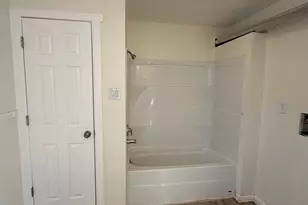 30 Jefferson Ave, New London, CT 06320 - Photo 14