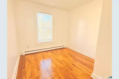 11 Starr Avenue #1st Fl, Danbury, CT 06810 - Photo 12