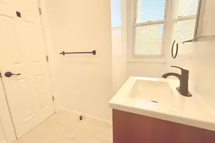 11 Starr Ave, Danbury, CT 06810 - Photo 10