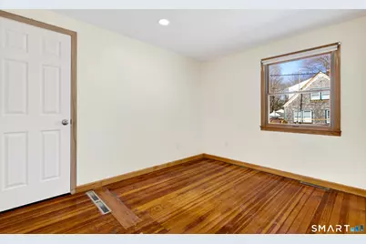 12 Pine Street, Waterford, CT 06385 - Photo 22