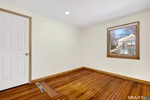 12 Pine St, Waterford, CT 06385 - Photo 22