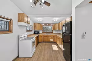 12 Pine St, Waterford, CT 06385 - Photo 12