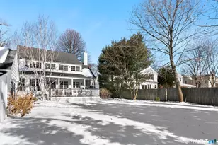 126 Lalley Blvd, Fairfield, CT 06824 - Photo 2