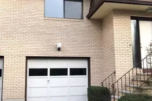 32 Bouton St E, Stamford, CT 06907 - Photo 8