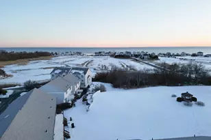 560 Silver Sands Rd, East Haven, CT 06512 - Photo 4