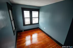 73 Lounsbury St, Waterbury, CT 06706 - Photo 14