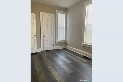 227 Arctic Street, Bridgeport, CT 06608 - Photo 8