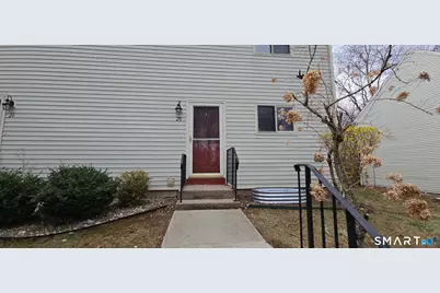 28 Larkspur Drive #28, Cromwell, CT 06416 - Photo 2