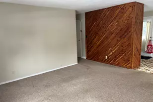 35 Hardwood Rd, Plainville, CT 06062 - Photo 6