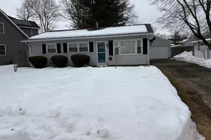 35 Hardwood Rd, Plainville, CT 06062 - Photo 2