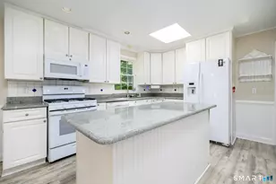 1 Little John Ln, Stamford, CT 06907 - Photo 10